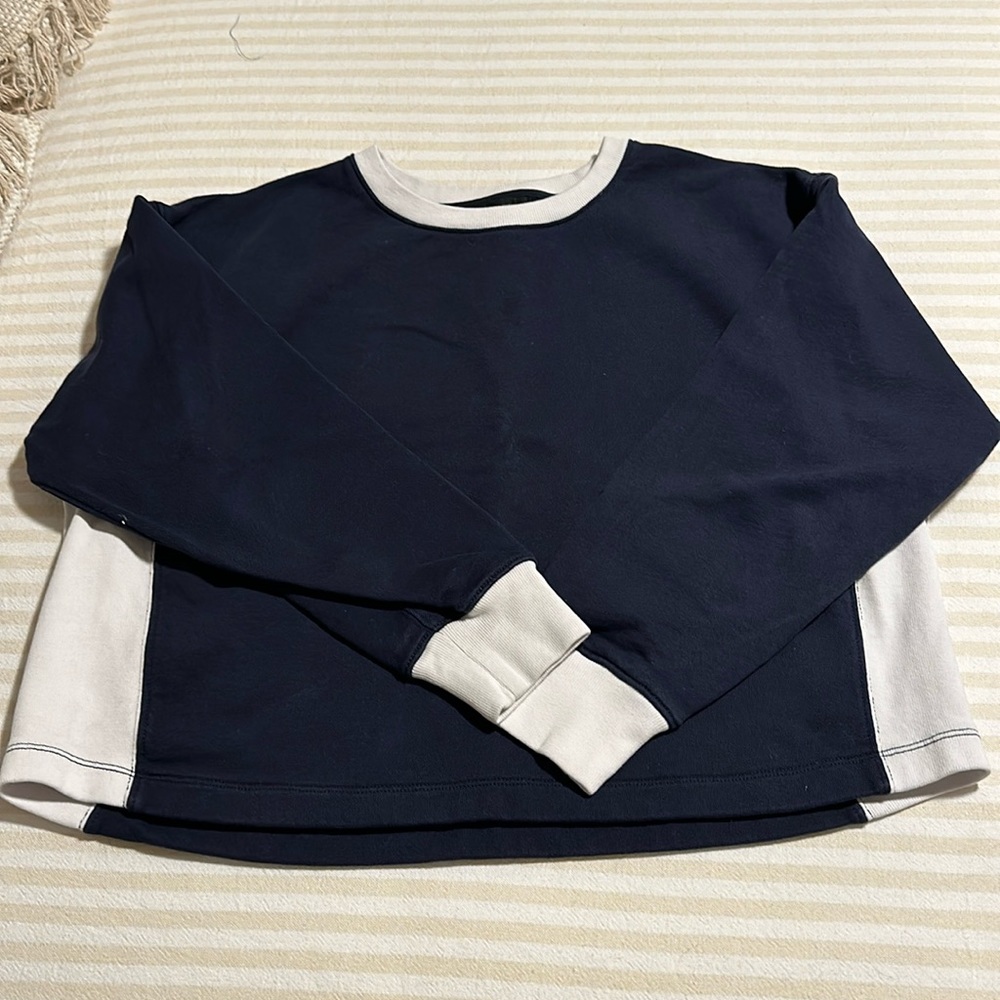 JCrew navy blue and white cropped sweatshirt